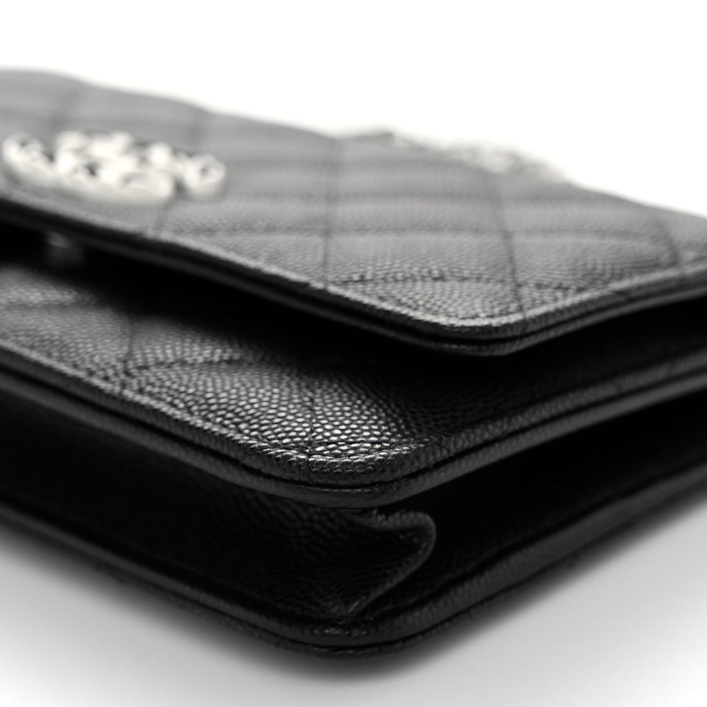 Caviar Quilted Chanel 19 Wallet On Chain WOC Black White
