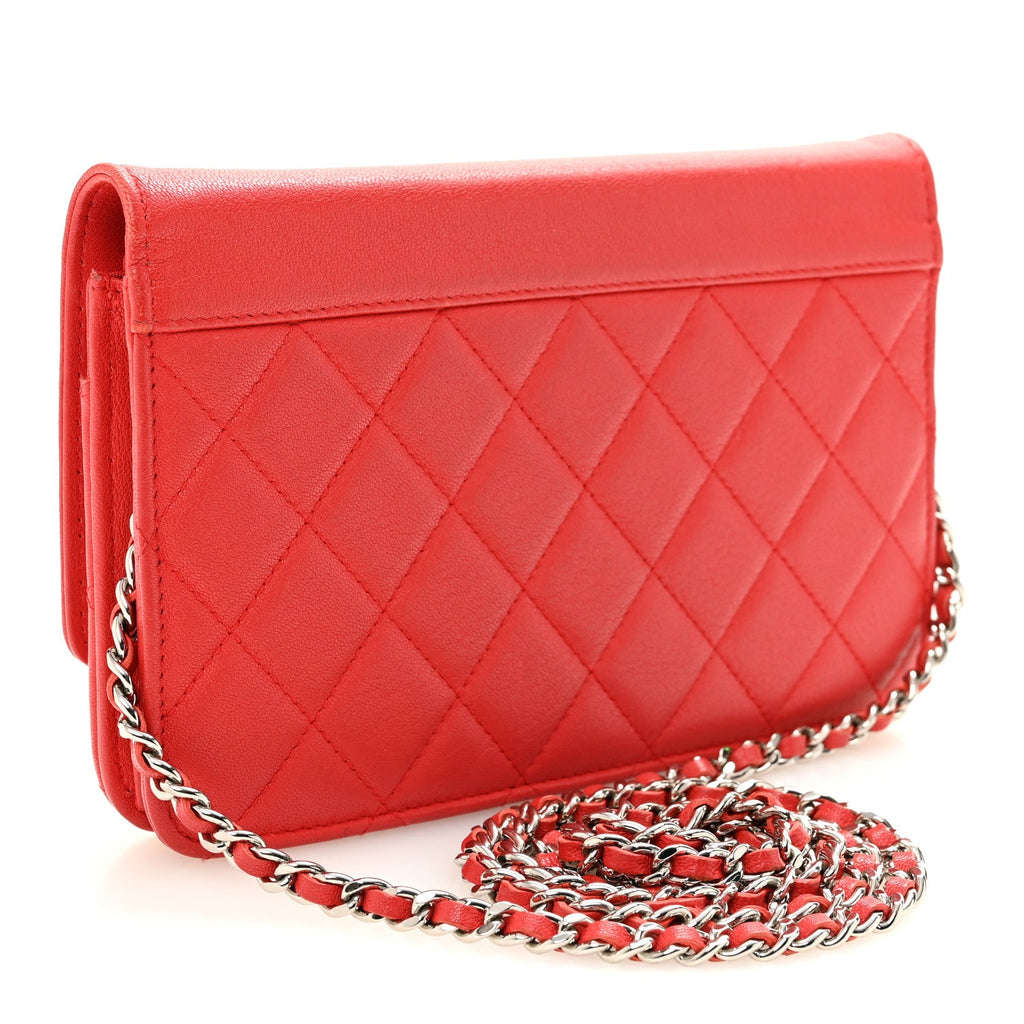 Grained Calfskin Quilted CC Box Wallet On Chain WOC Red