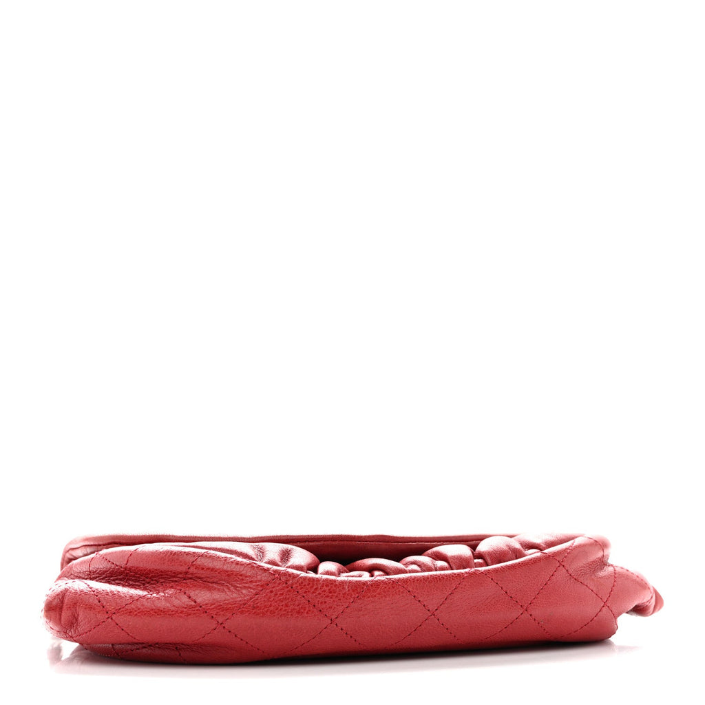 Lambskin Half Moon Wallet On Chain WOC Red