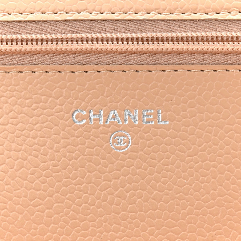 Caviar Quilted Wallet on Chain WOC Beige