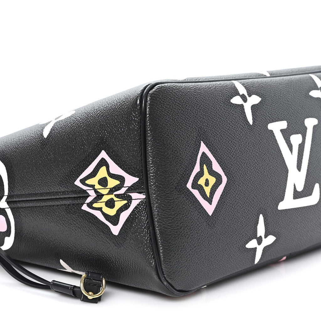 Monogram Giant Wild at Heart Neverfull MM Black