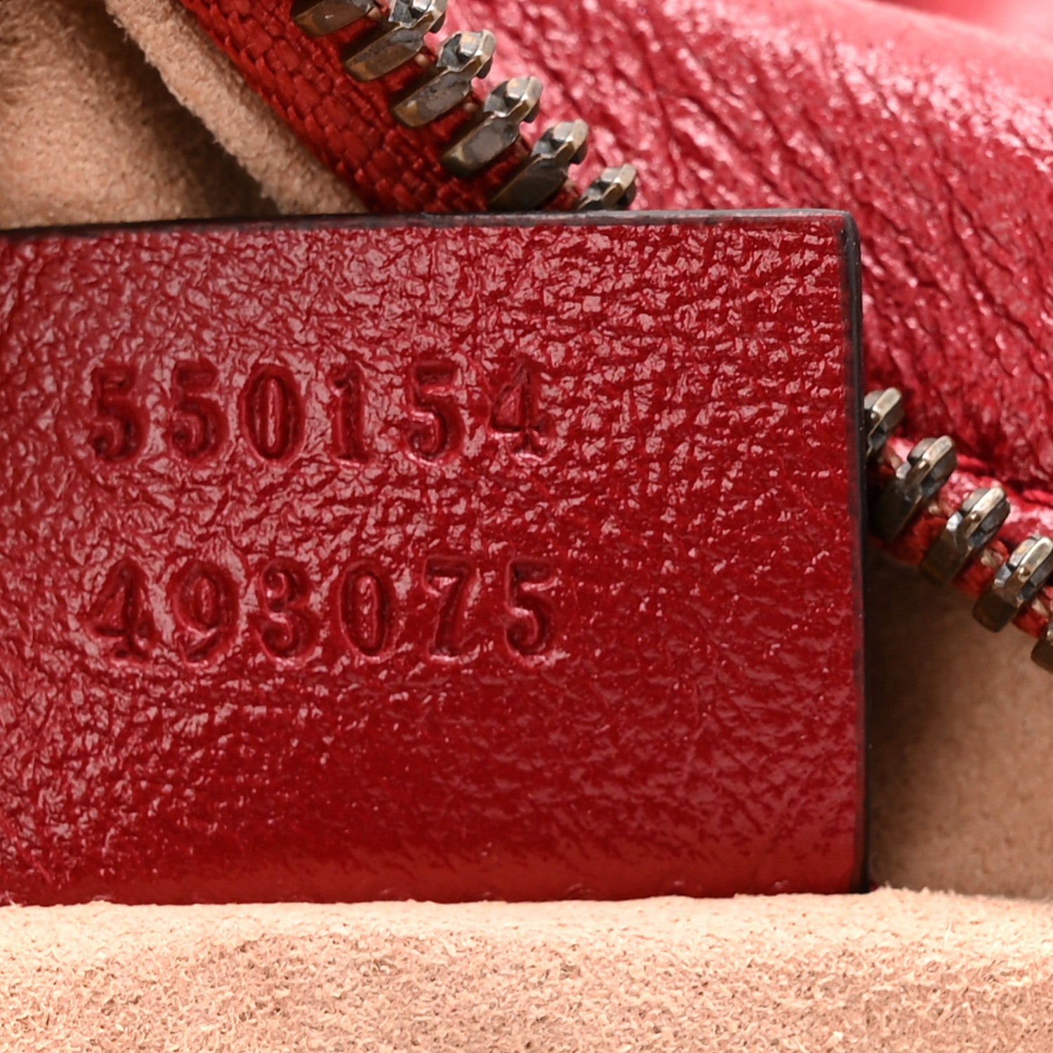 Glazed Calfskin Matelasse Heart Mini GG Marmont Round Shoulder Bag Romantic Cerise