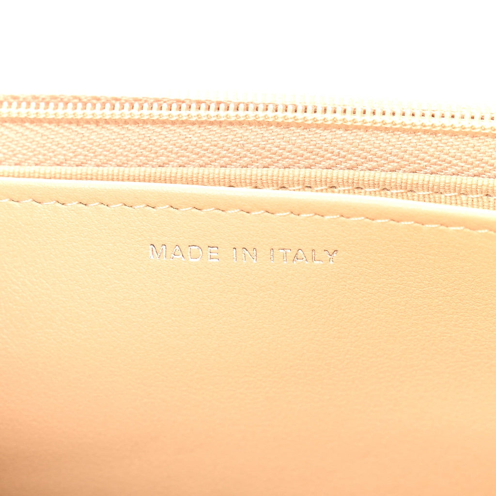 Caviar Quilted Wallet on Chain WOC Beige